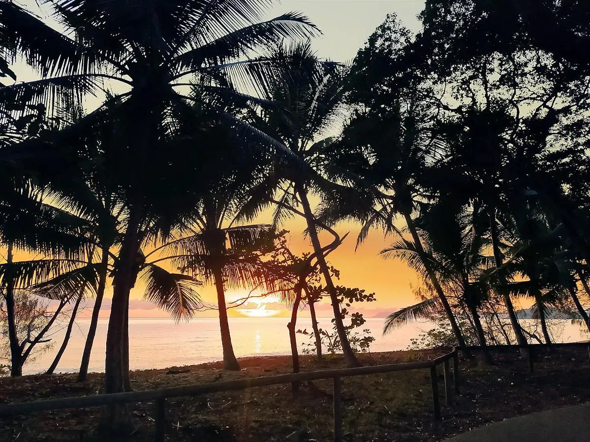Apartamento Palm Cove Beach Retreat - 1St Floor