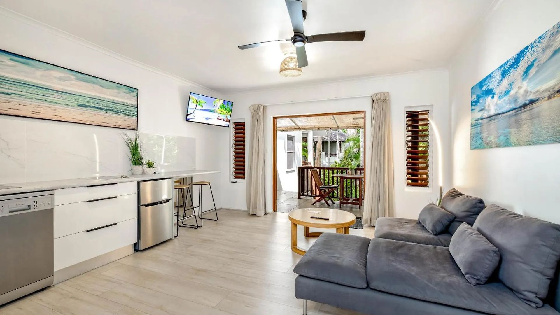Palm Cove Beach Retreat - 1St Floor Australia